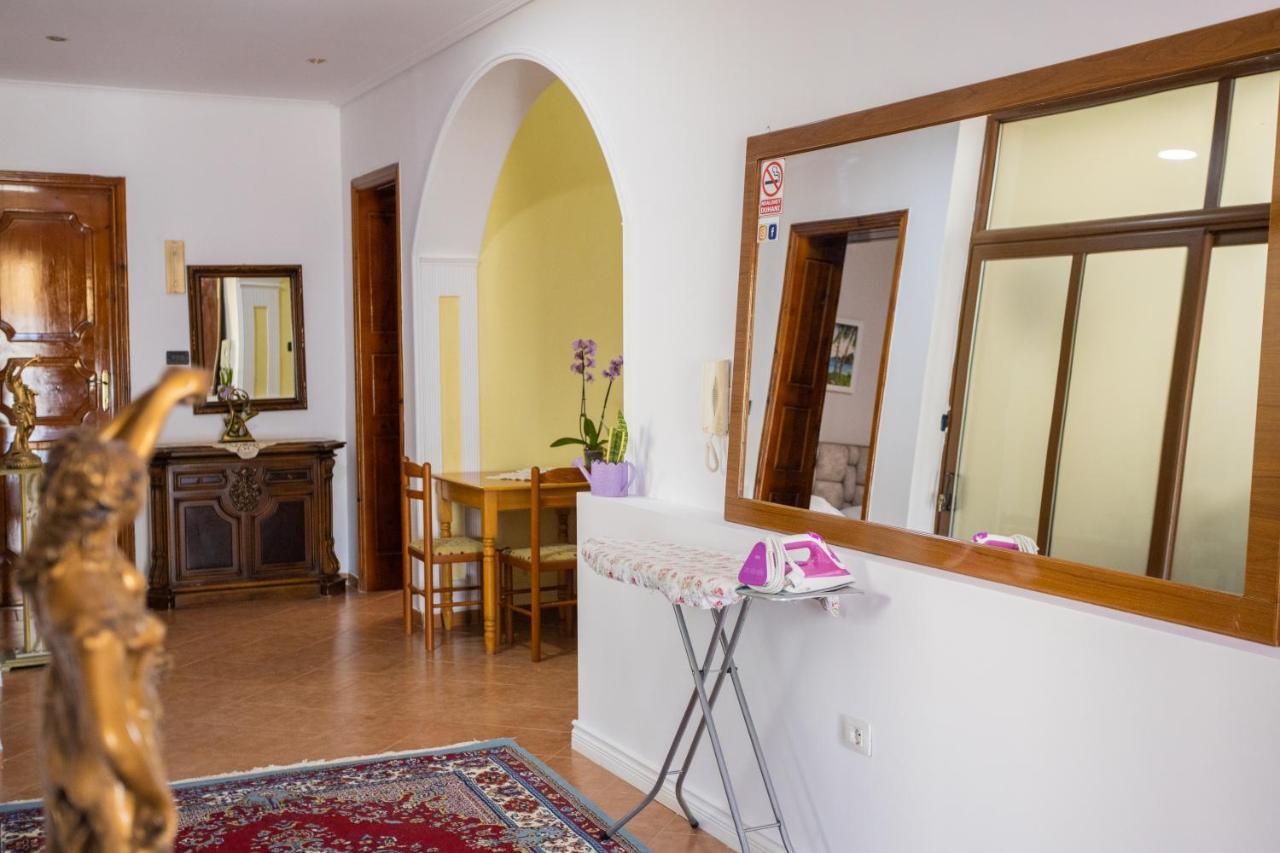 Vila Aulona Vlorë Buitenkant foto